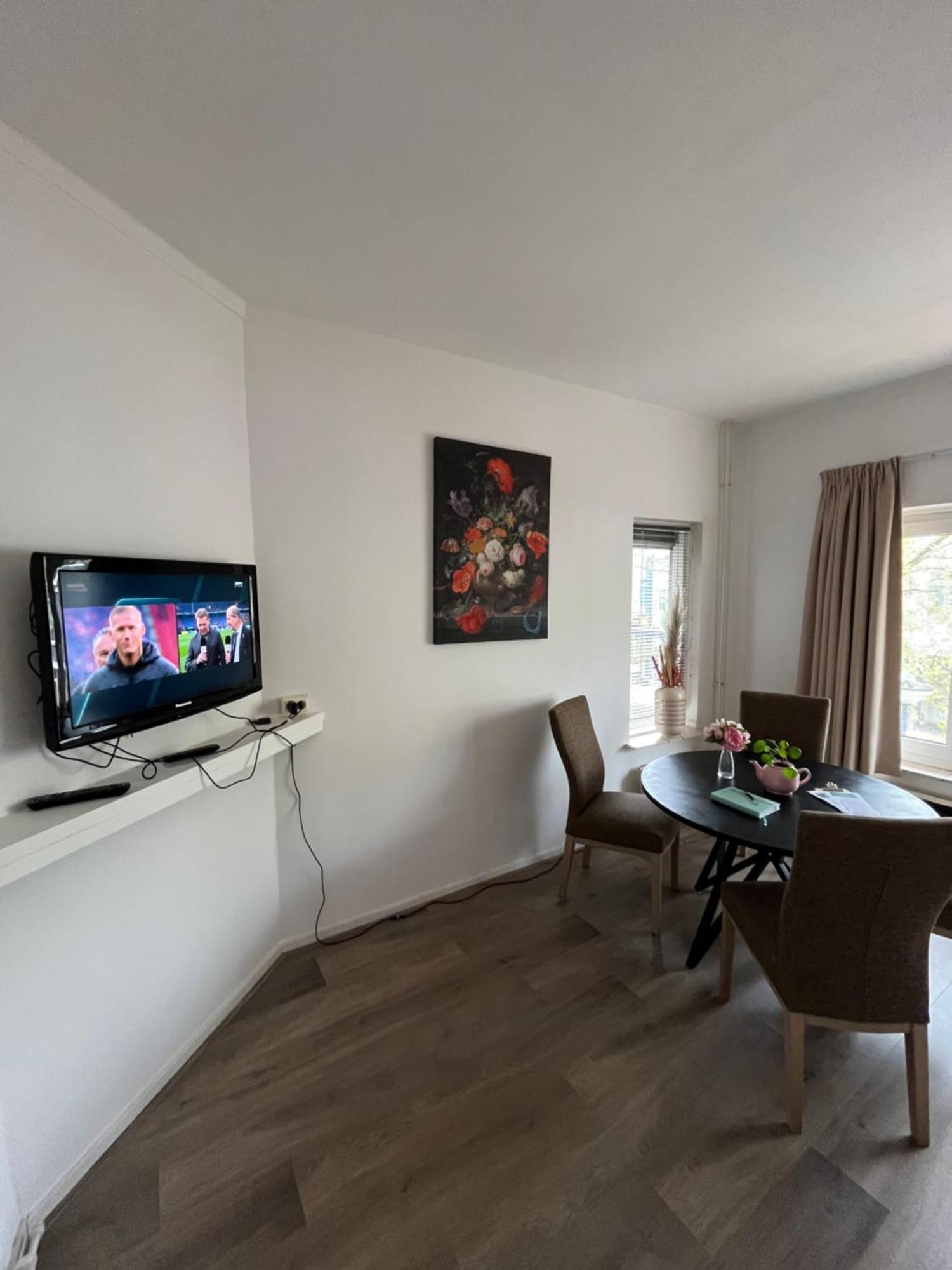 Slapen Bij Bartje Apartment Assen Luaran gambar